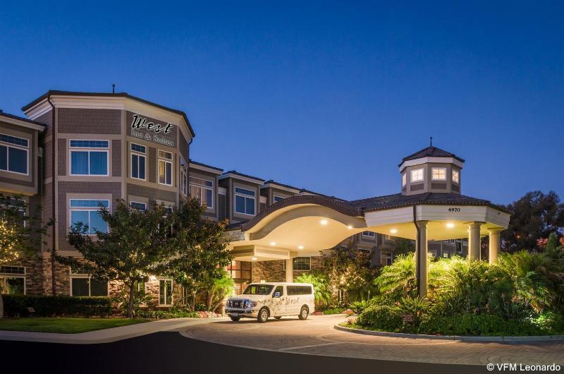 West Inn & Suites Карлсбад Экстерьер фото